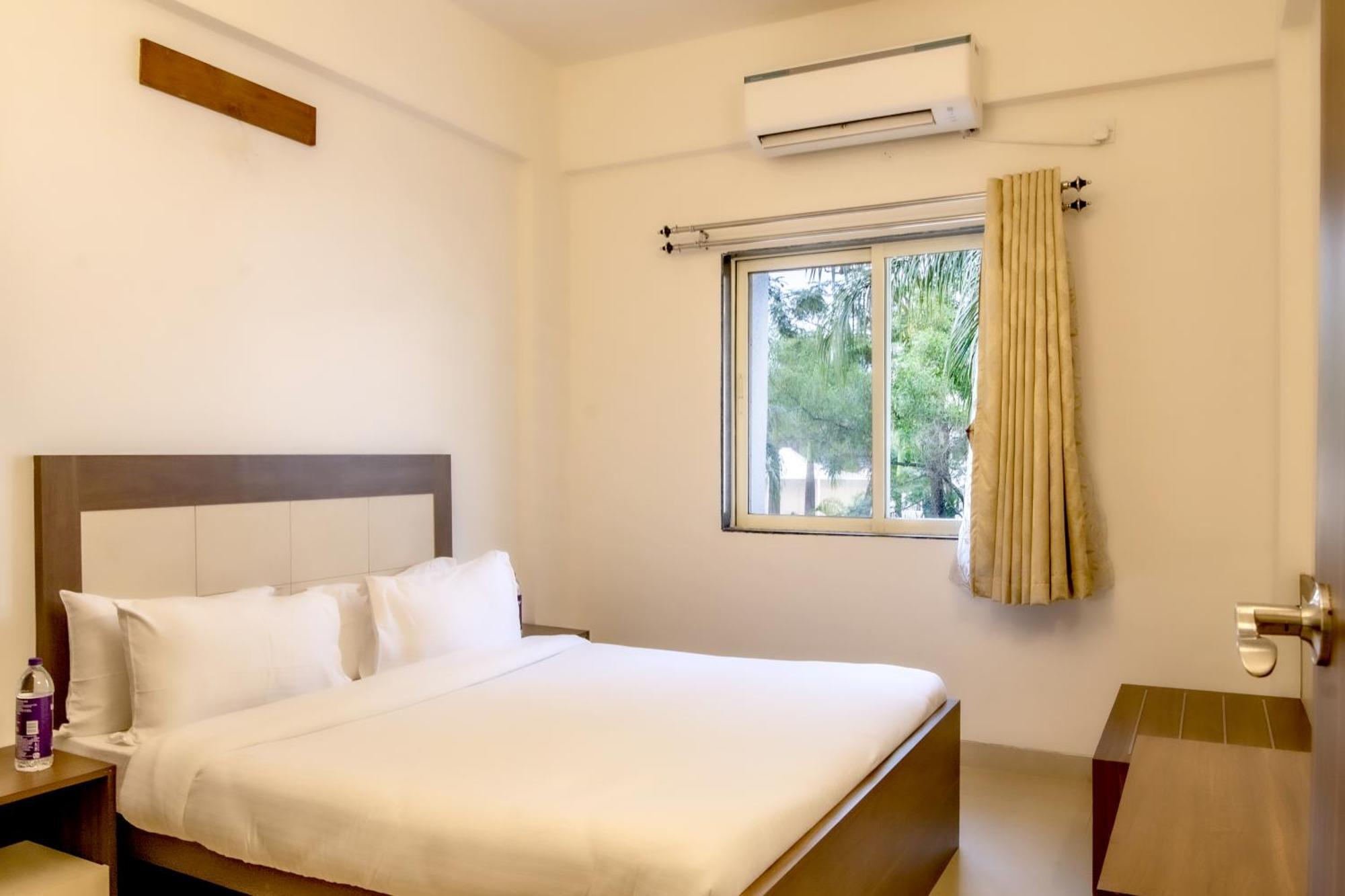 Sterling Stolen Heaven Lonavala Hotel Værelse billede